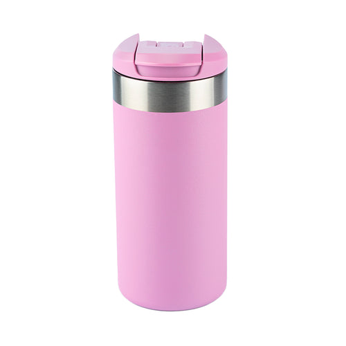 Copo térmico rosa com tampa articulada e anel de metal.