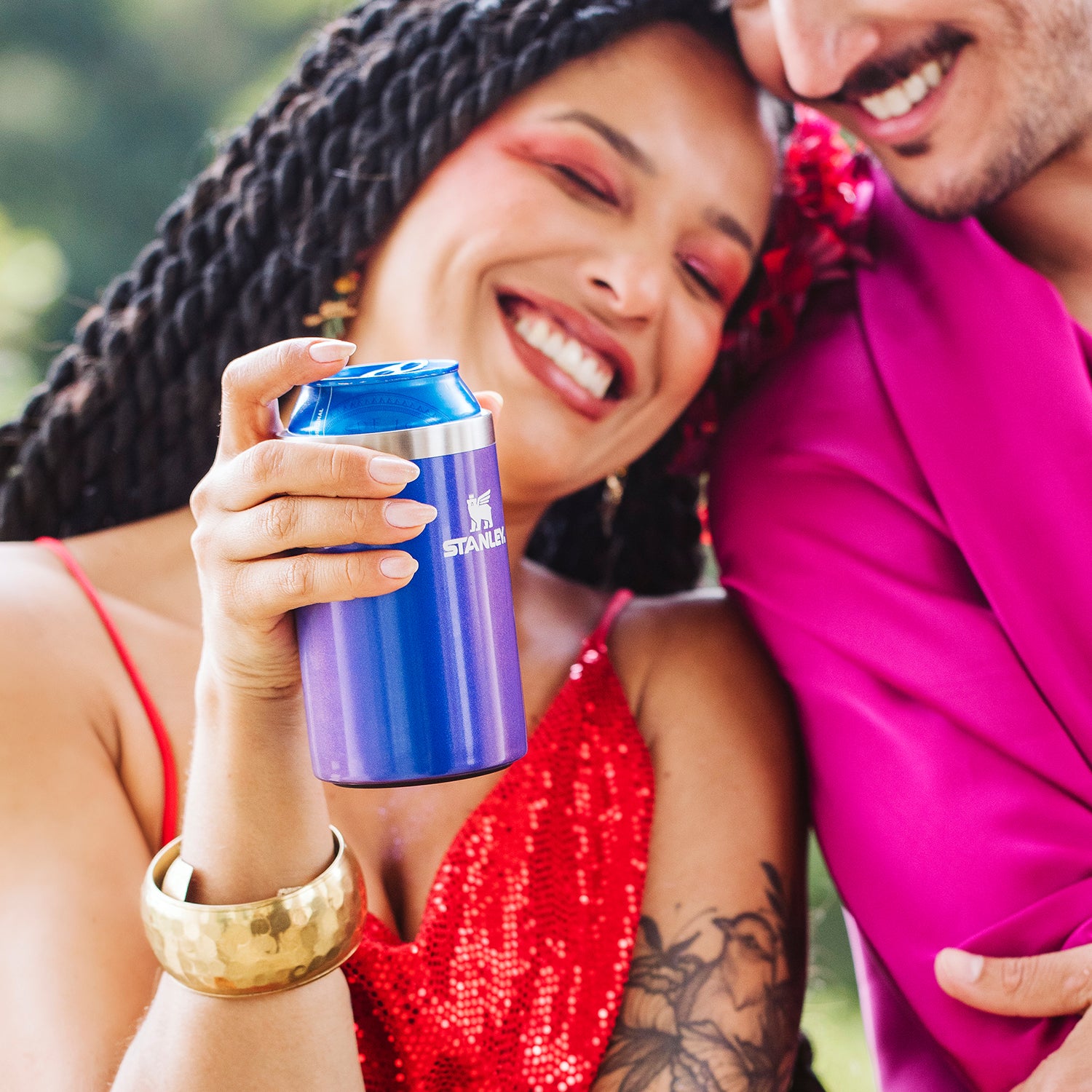 Can Cooler com canudo Stanley Apple Shimmer | 296ML