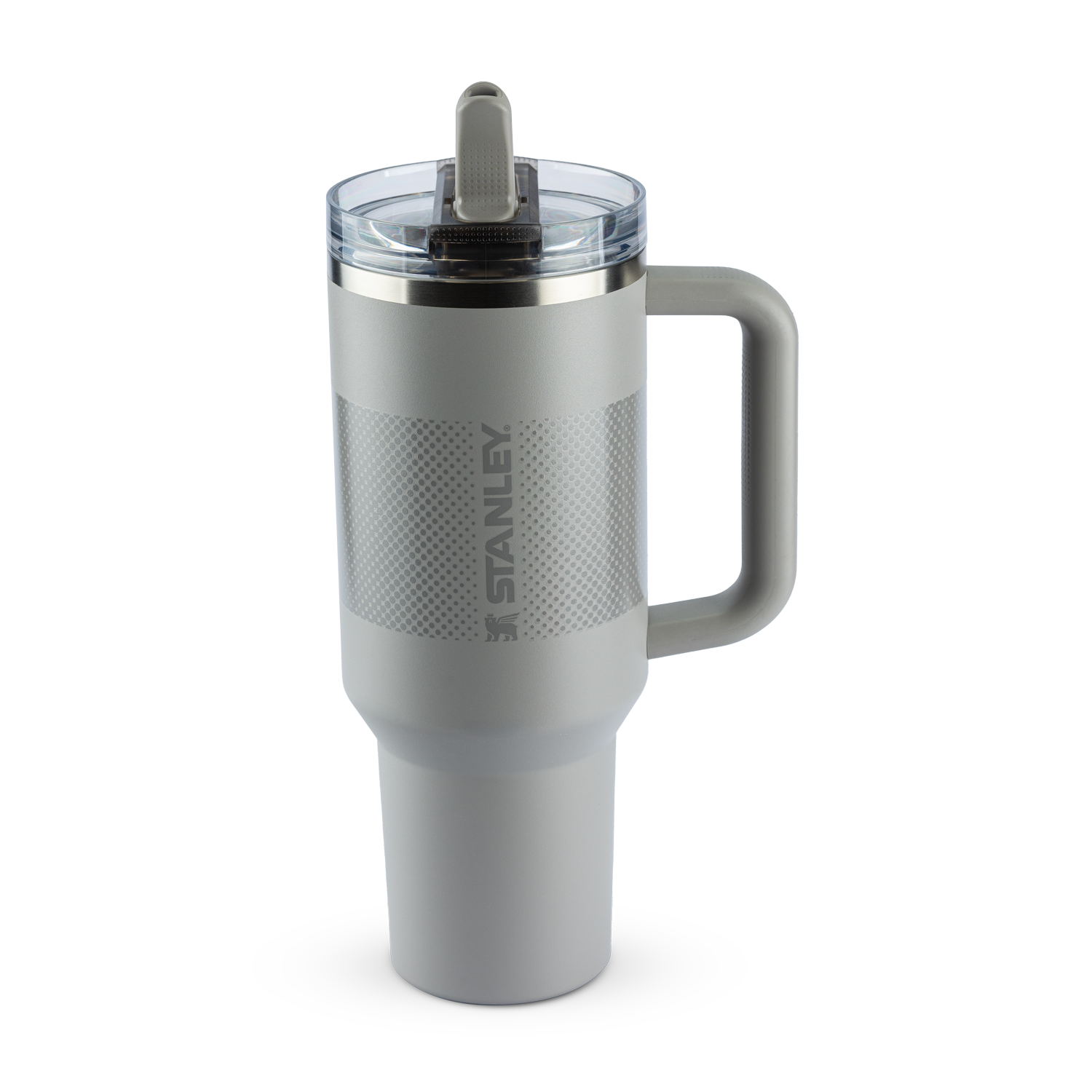 Caneca térmica cinza claro da marca Stanley, com alça integrada e tampa removível com bico. Possui padrão texturizado e o logotipo "STANLEY" gravado.