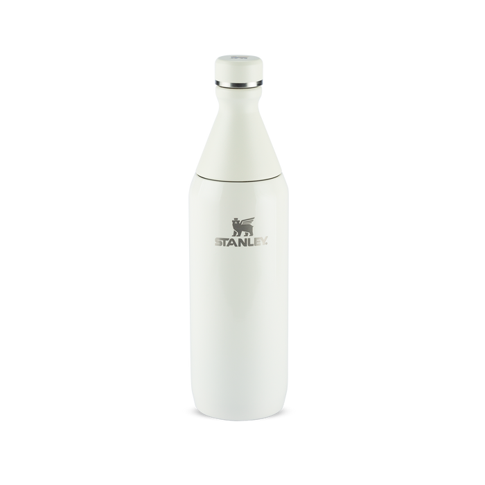 Garrafa Térmica Slim Bottle Cream Gloss Stanley | 591ml